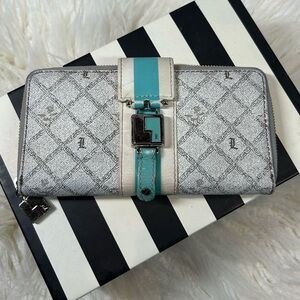 💋L.A.M.B. Designer Shadow Zip Wallet💋